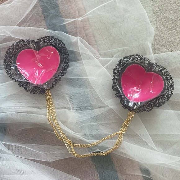 Chain Detail Heart Shaped Nipple Cover - Picture 5 of 5